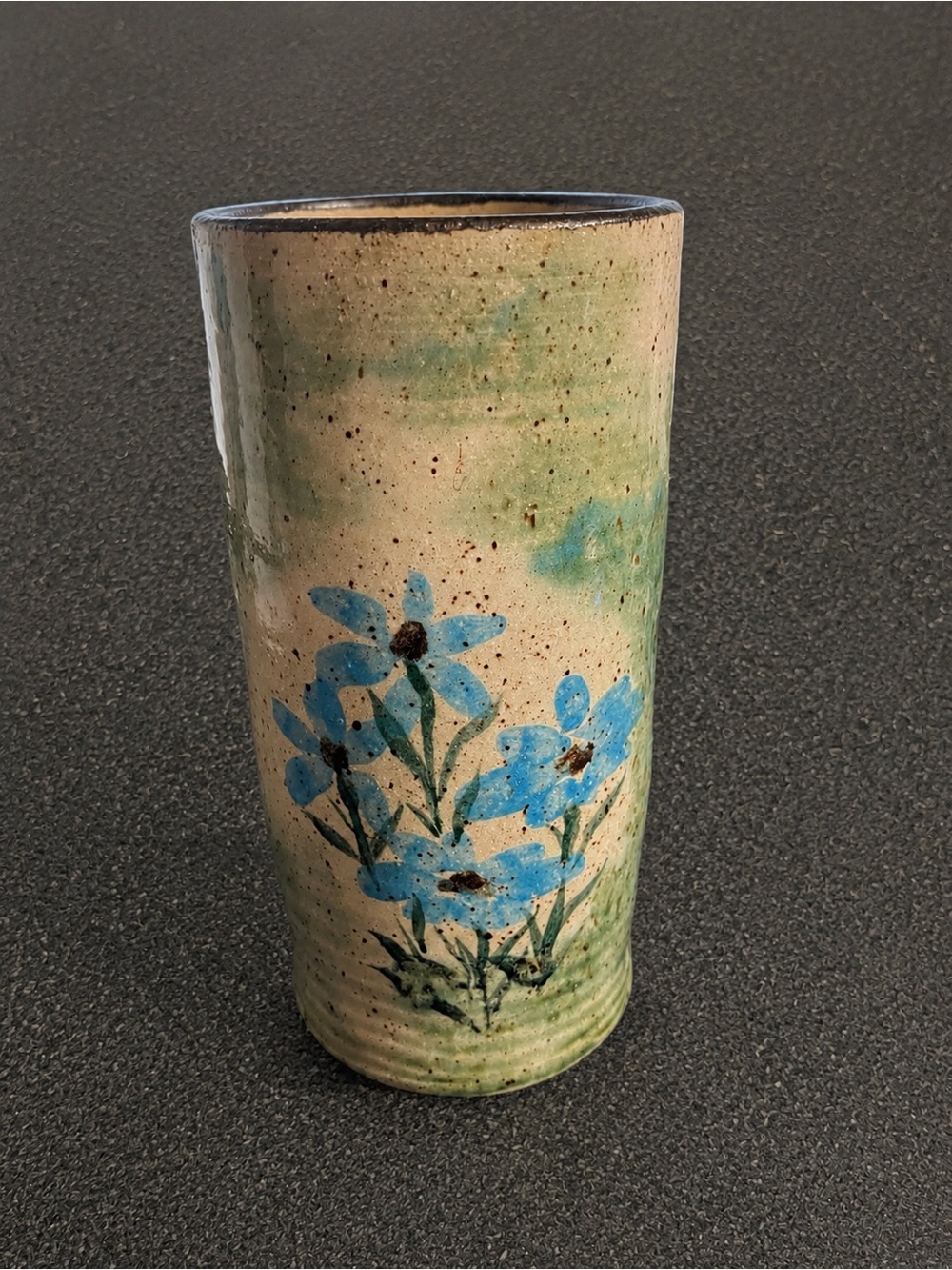 Handmade Studio Pottery Tumbler / Vase – Signed 2004